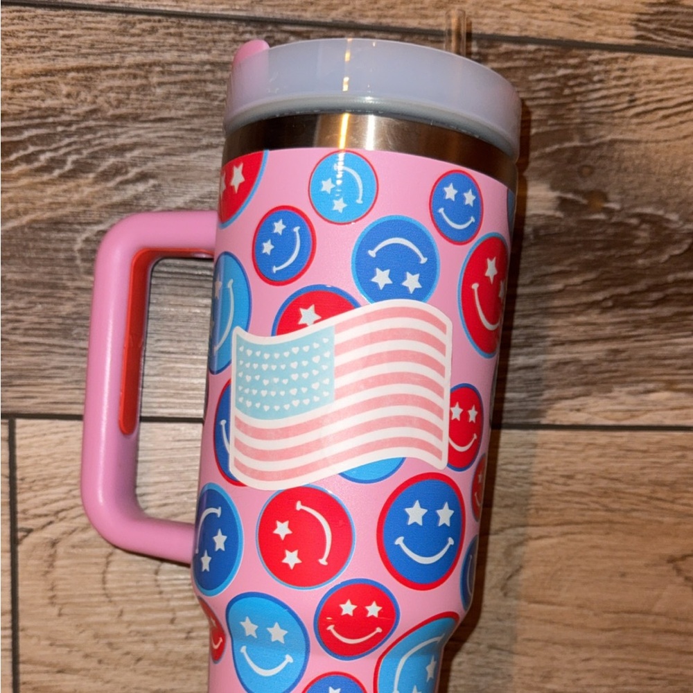 40oz Pink and Blue Smiley Face American Tumbler
